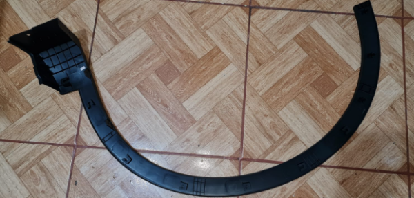 MOLDURA DERECHO O IZQUIERDO